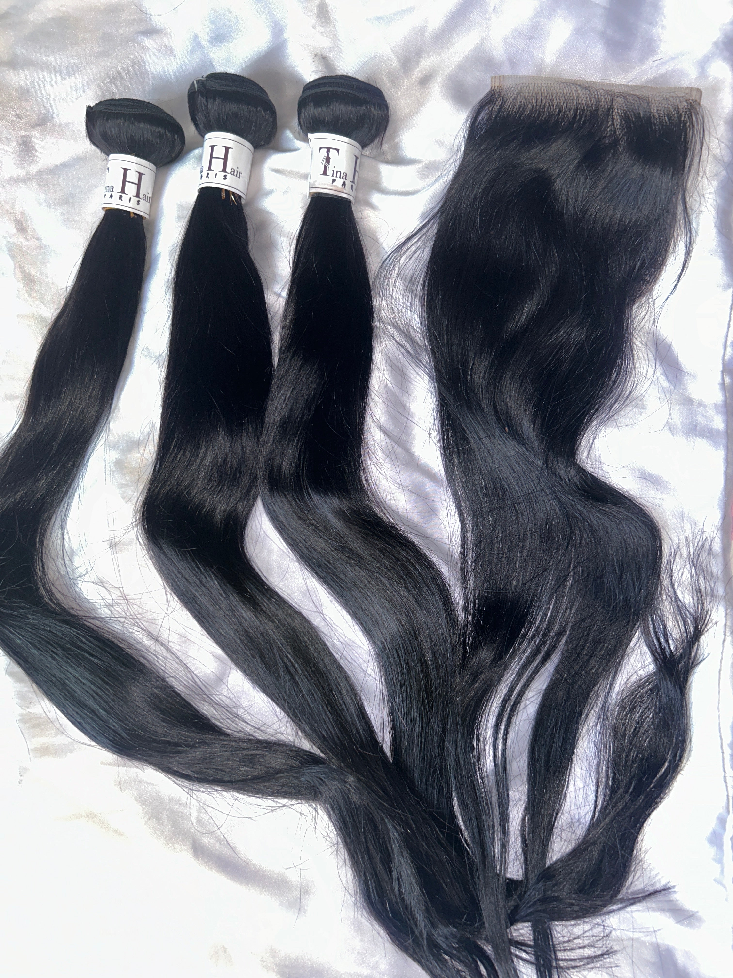 Maria : Peruvian Straight Raw Hair Bundles with Lace Closure